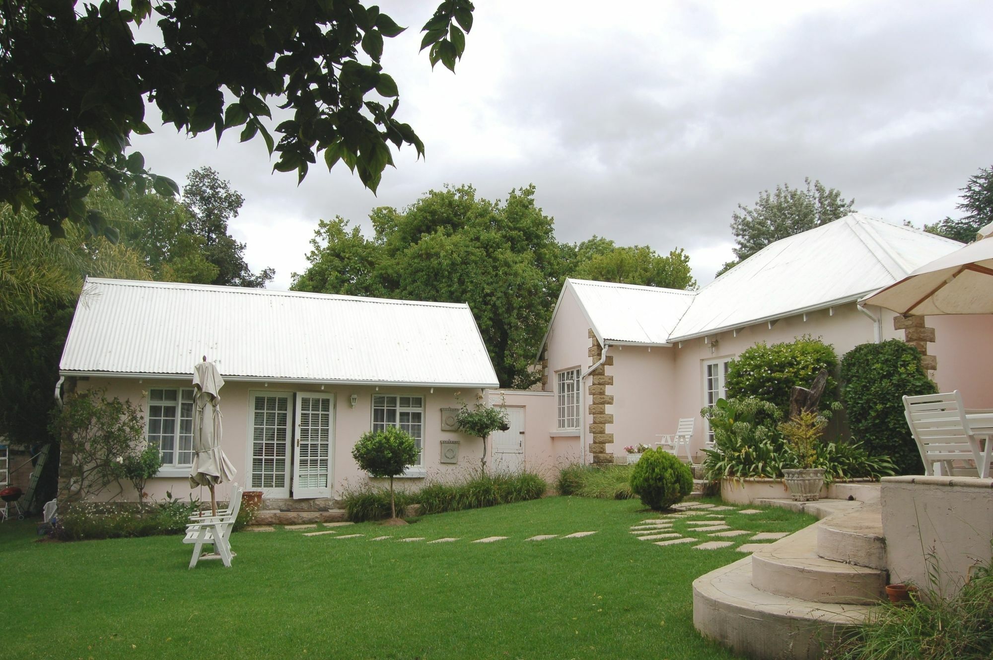 Sandton Spring Rivonia Bed & Breakfast Johannesburg Exterior photo